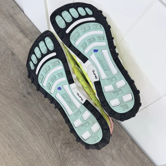 Altra Superior 4 Women's 10 Foot Shape Trail Running Shoes Neon Yellow - Picture 9 of 12